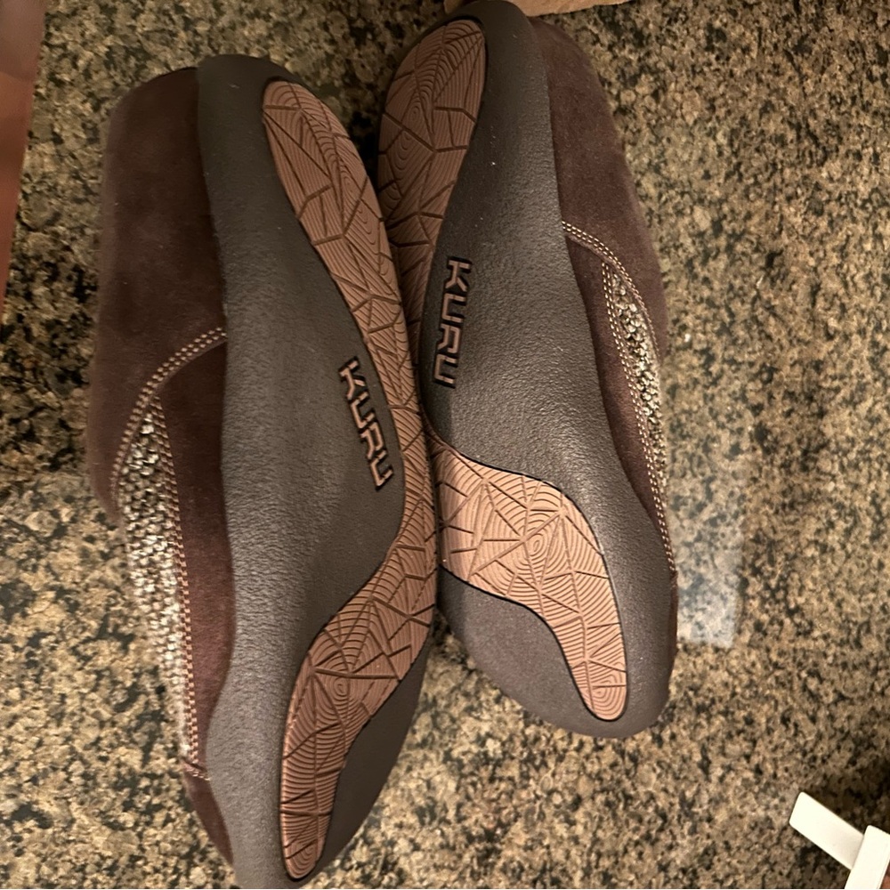 Kuru/Draft 2 men’s 10.5 leather trim shoe slippers - Picture 4 of 11